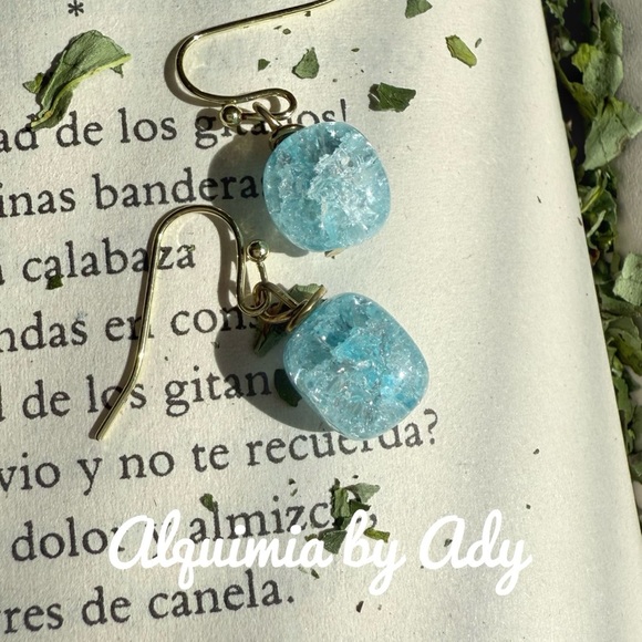 Alquimia Blue Dangle Earrings with Intricate Design - Picture 1 of 1